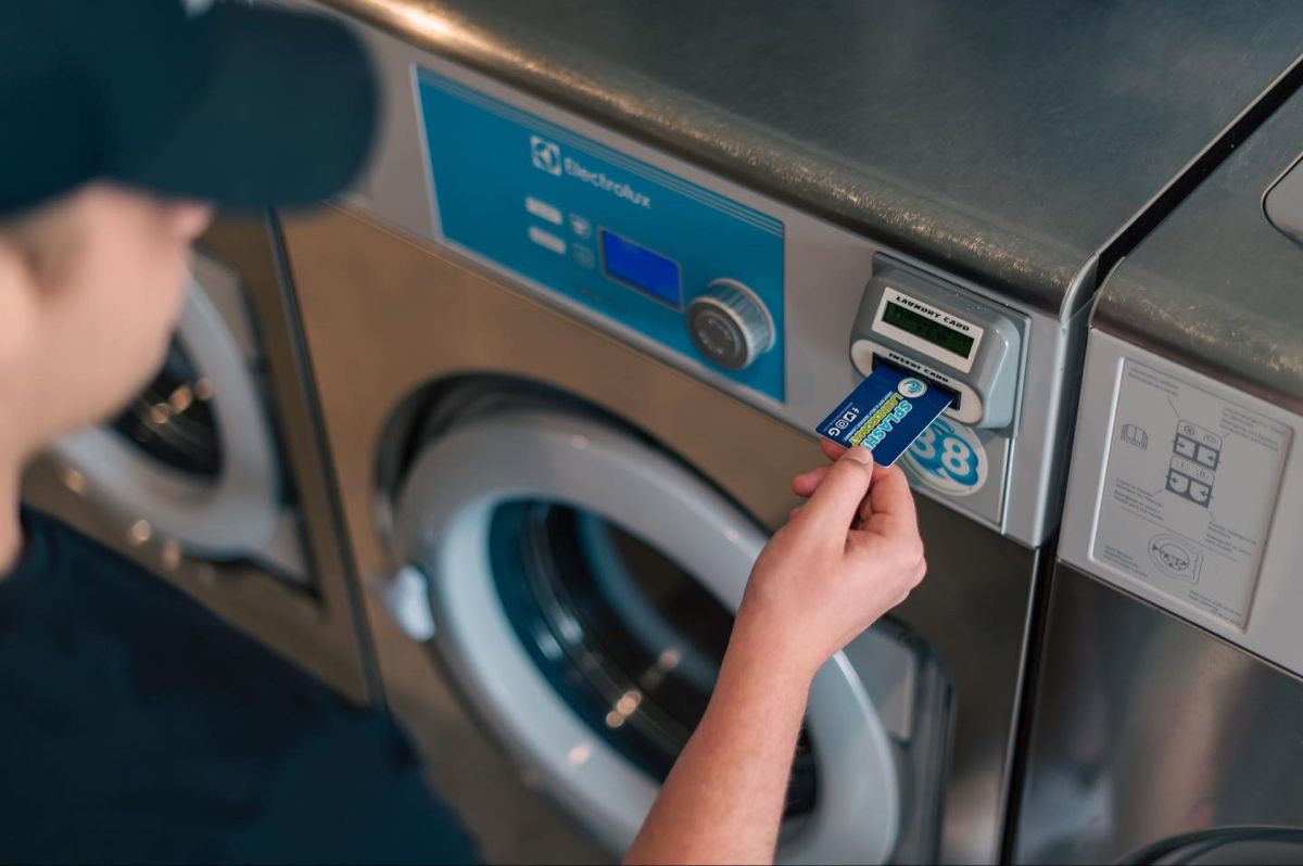 Card-Based Laundromat